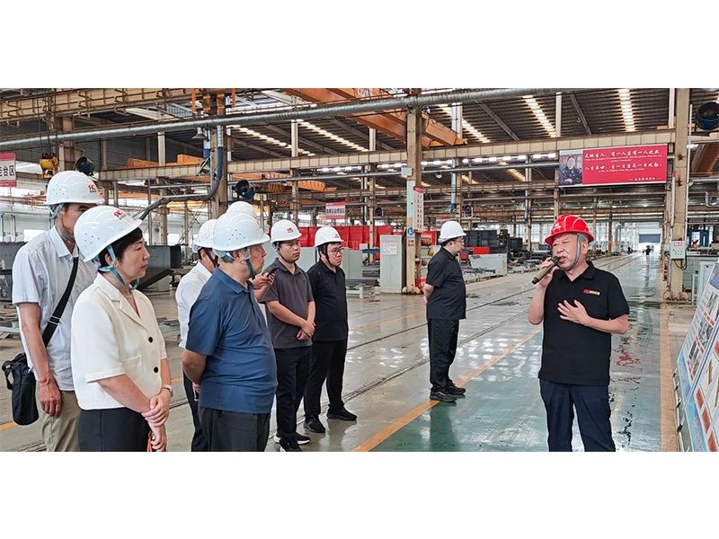 河南省社科联副主席苗树群一行莅临bevictor伟德考察调研