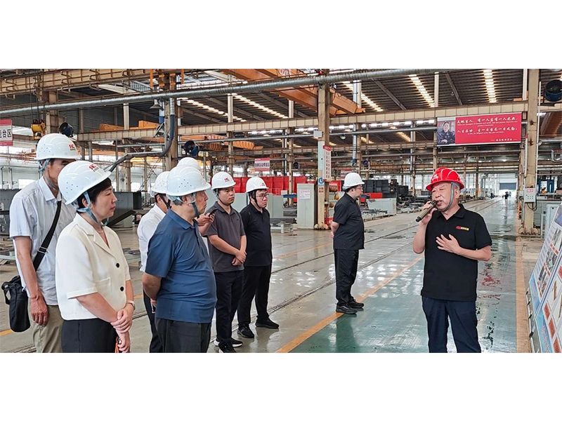 河南省社科联副主席苗树群一行莅临bevictor伟德考察调研