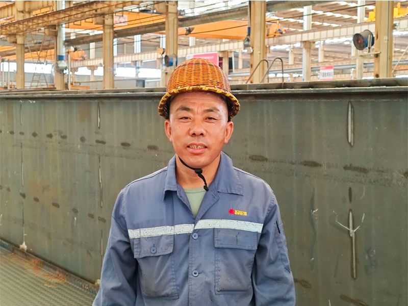 焊花灼手 匠心滚烫｜bevictor伟德焊工张胜杰