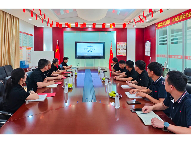 铸军魂・忆军旅・建新功｜bevictor伟德举办2025年退伍军人座谈会